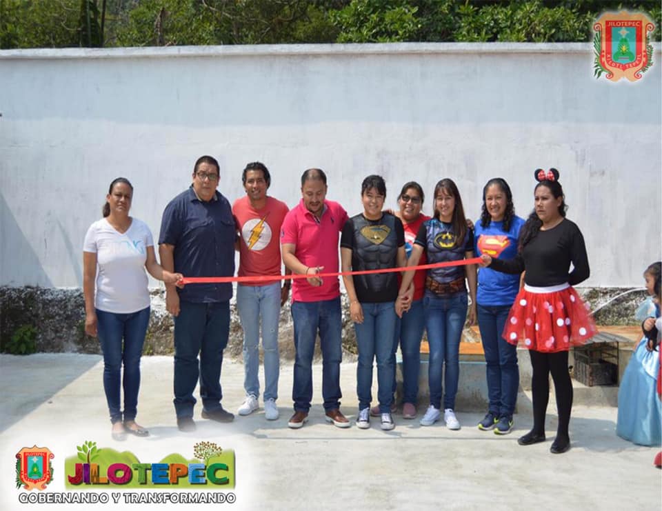 Construcción de barda perimetral.