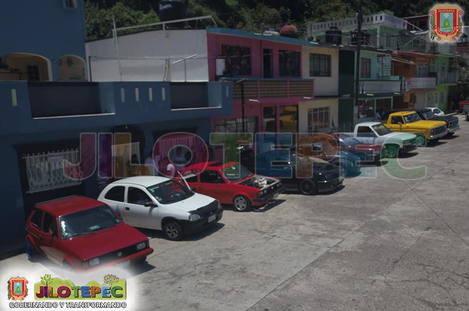 Caravana de Autos modificados. Caravana de Autos modificados.