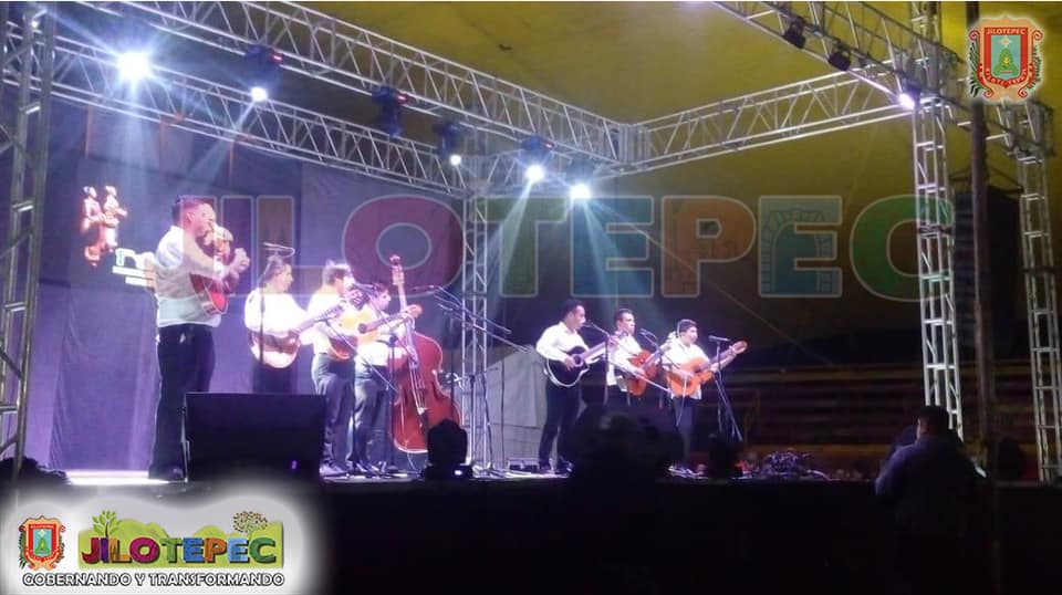 Rondalla Municipal Sentimiento Romántico de Jilotepec. Rondalla Municipal Sentimiento Romántico de Jilotepec.