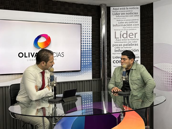 Presidente Municipal de Jilotepec participa en entrevista en el estudio de Oliva Noticias